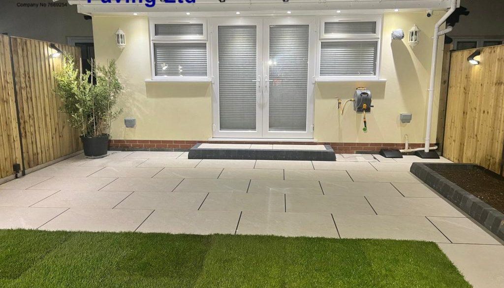 IMG-20250930-WA0012 newly built patio and artificial grass